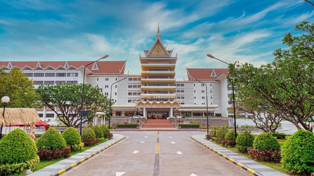 Facade of Hotel Cambodiana